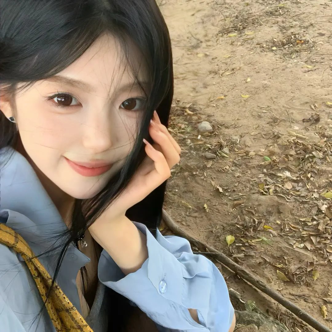 秉爱